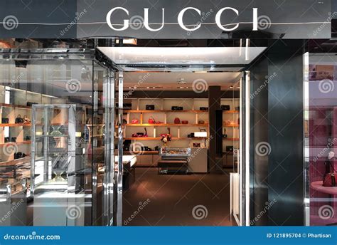 gucci store arizona